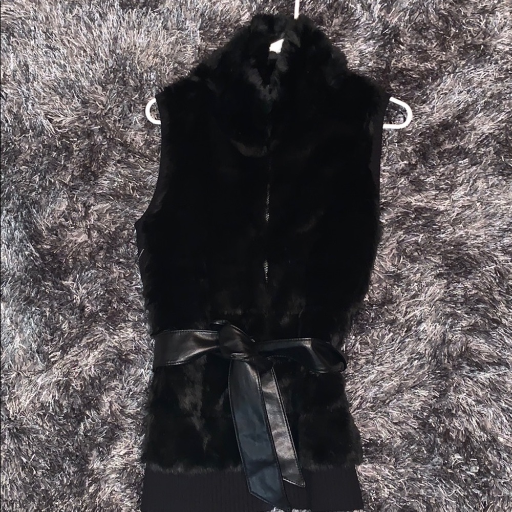 Never worn Black Faux fur vest with  belt